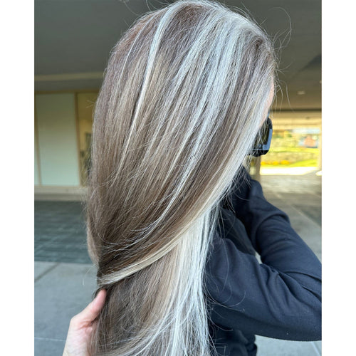 One N' Only Shampoing Ultra Revitalisant Brillance Argentée 960 g