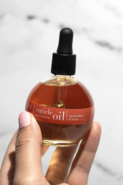 Huile revitalisante pour cuticules Cuccio 75 ml Vanille et sucre 3335