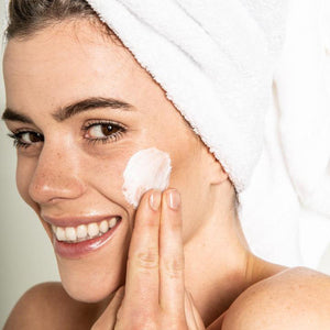Refinee Micro Derma-Peel à la Vitamine C et G.T. 60 ml R13/30003